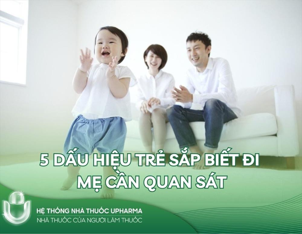 5 dấu hiệu trẻ sắp biết đi mẹ cần quan sát